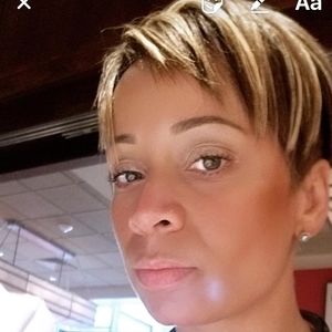 Meet your Posher, Tona